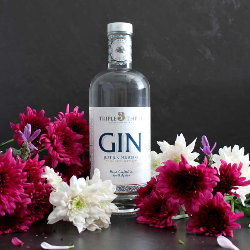 Triple Three Just Juniper Berry Ginのボトル画像